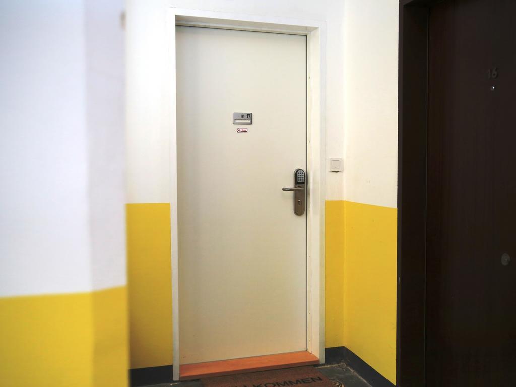 Flatprovider Comfort Eduard Apartment - Contactless Check In ウィーン 部屋 写真