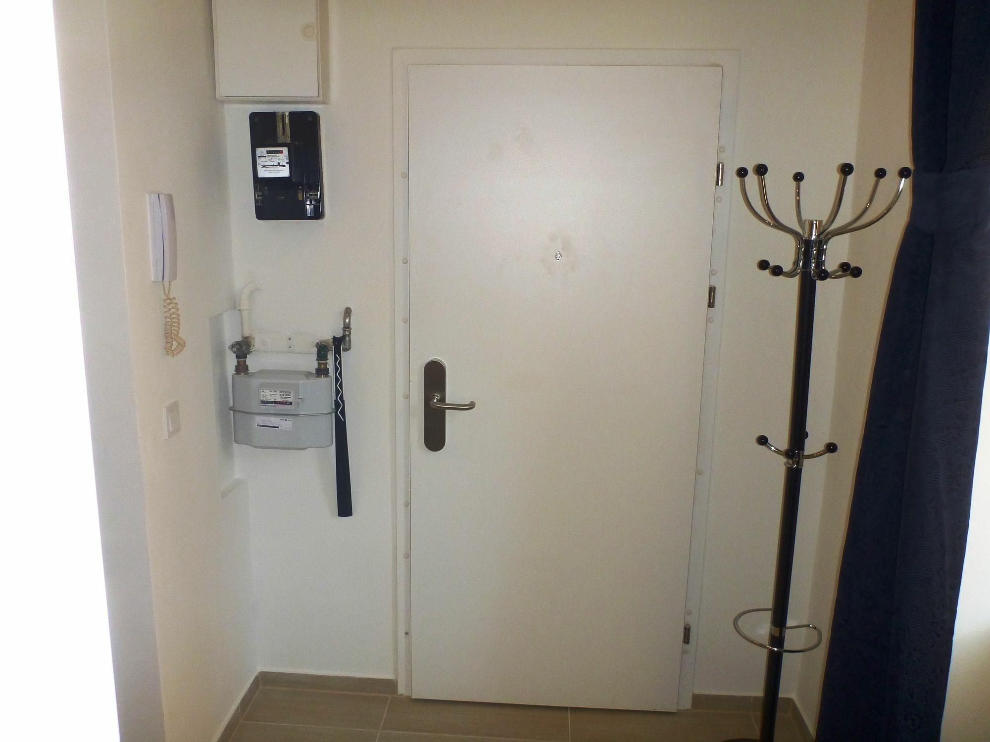 Flatprovider Comfort Eduard Apartment - Contactless Check In ウィーン エクステリア 写真