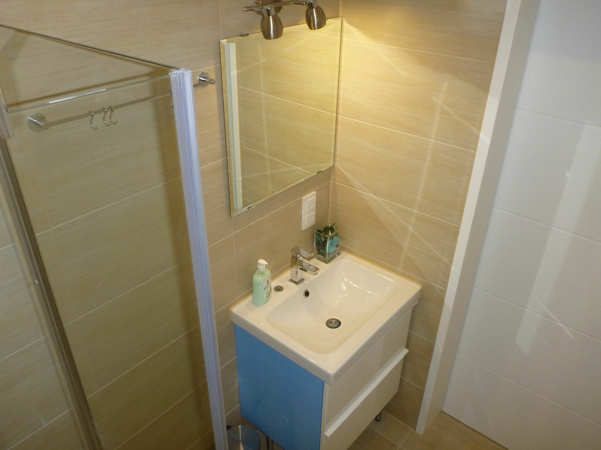 Flatprovider Comfort Eduard Apartment - Contactless Check In ウィーン エクステリア 写真